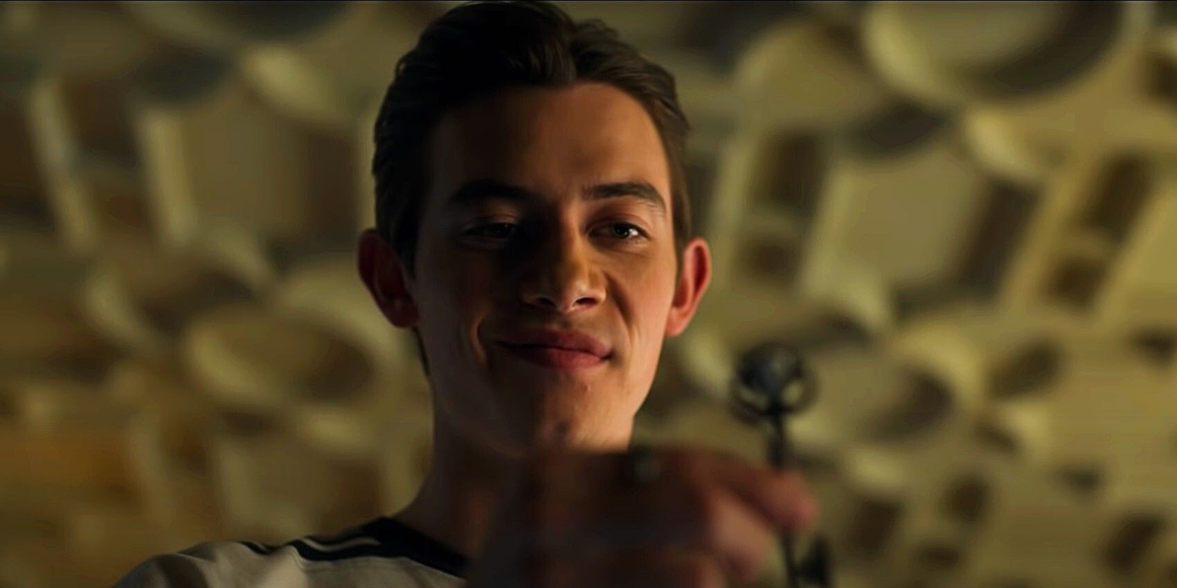 Dodge Makes A New Key In Locke & Key Season 2 Trailer