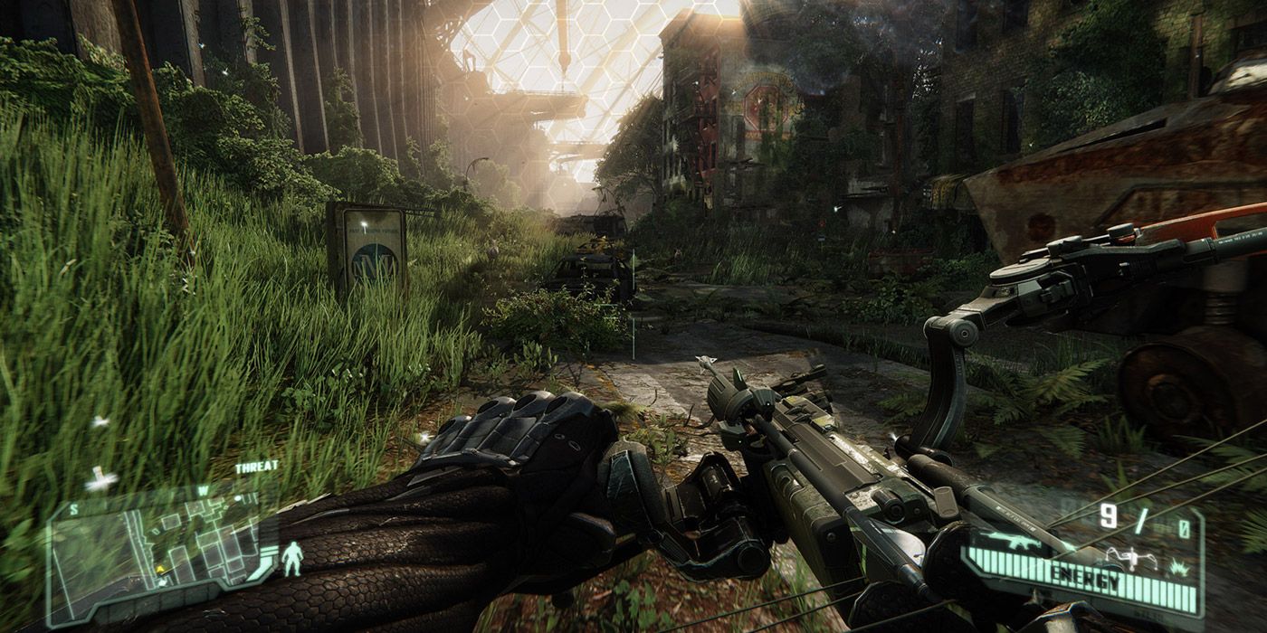 A Nanosuit player wielding a compound bow in Crysis 3