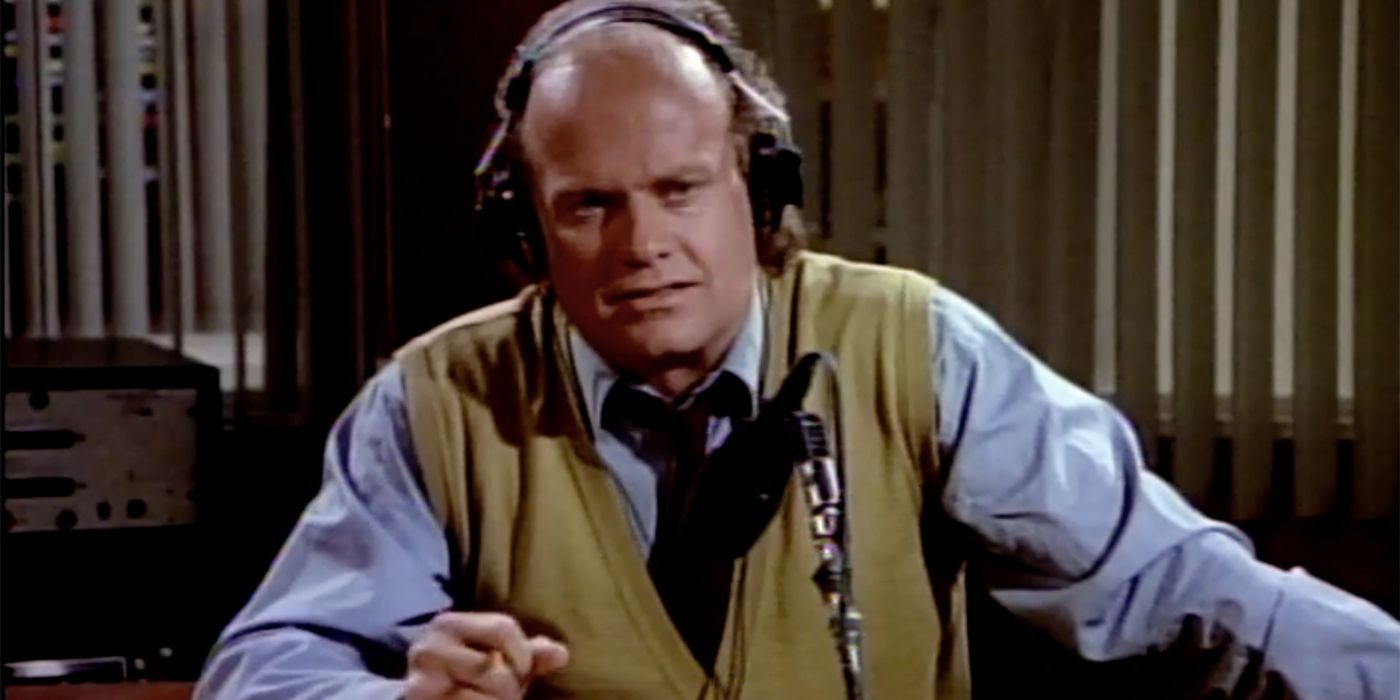 Frasier on his radio show in the pilot episode