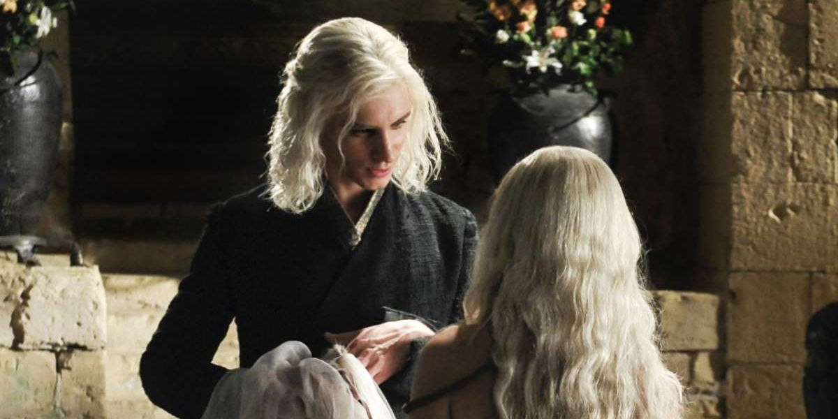 Viserys speaks to Daenerys in Game of Thrones.