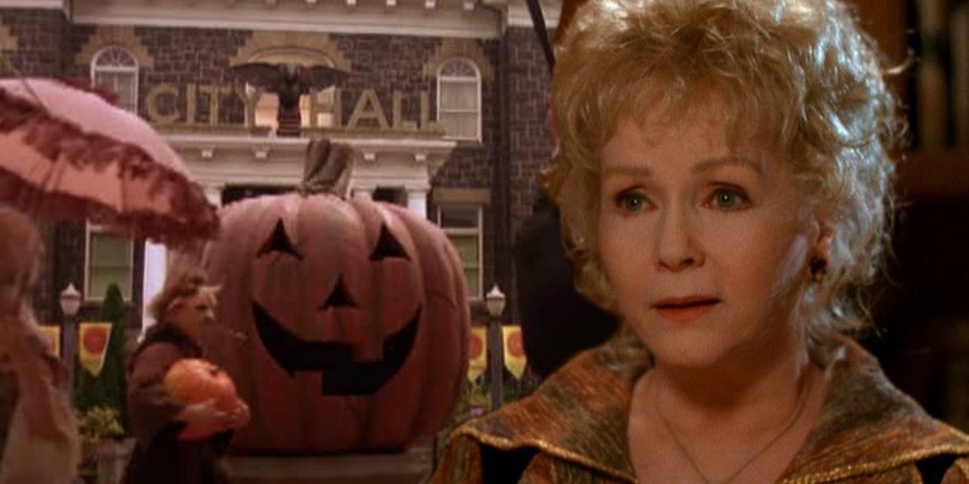 Debbie Reynolds pictured with the Halloweetown pumpkin