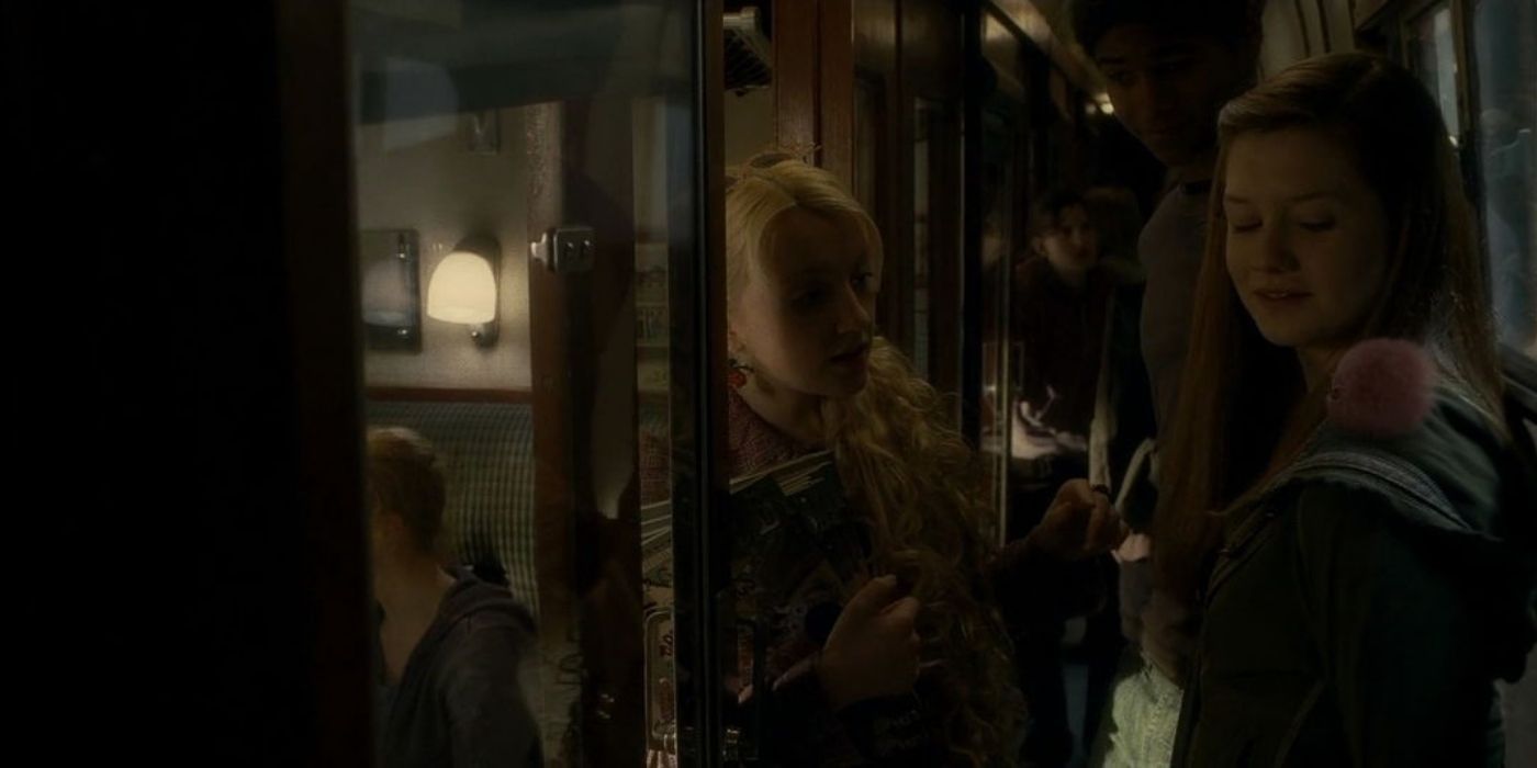 Ginny and Luna at the Hogwarts Express in Half Blood Prince