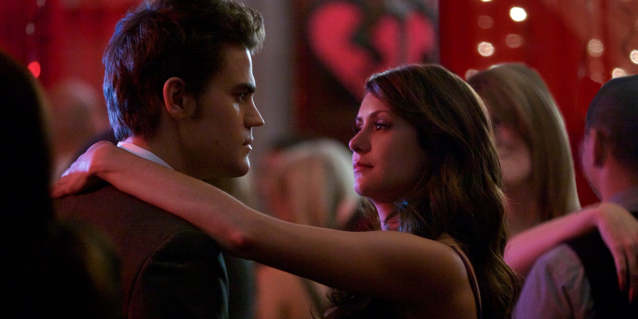 Katherine pretends to be Elena and dances with Stefan in The Vampire Diaries.