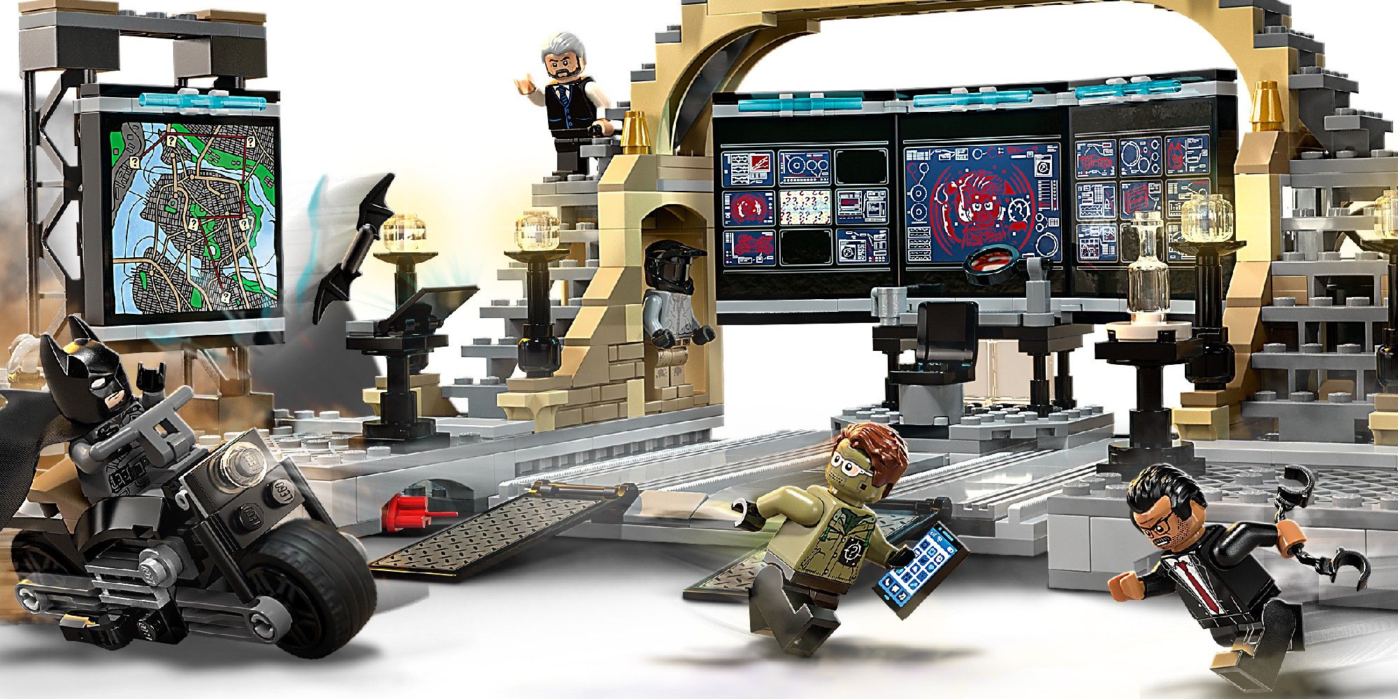 The Batman LEGO Sets Show Riddler In The Batcave & Catwoman Chase