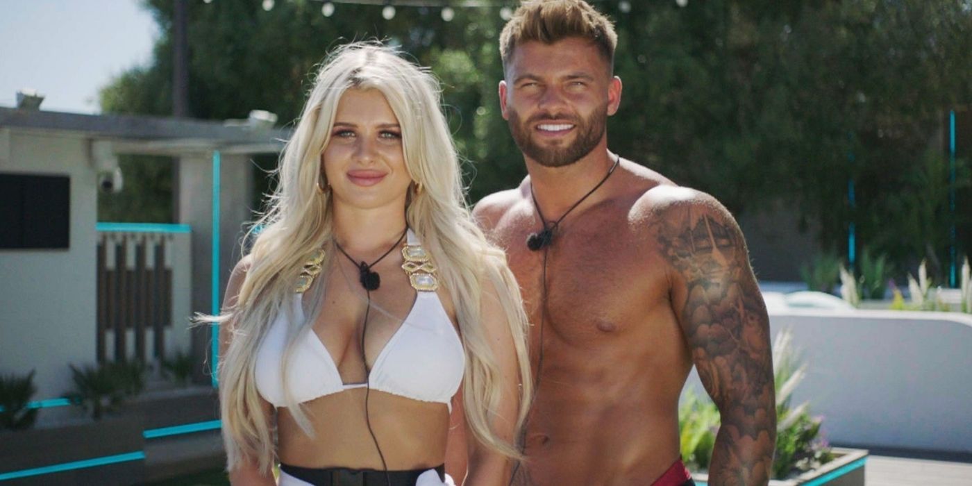 Jake and Liberty smiling for the camera in Love Island