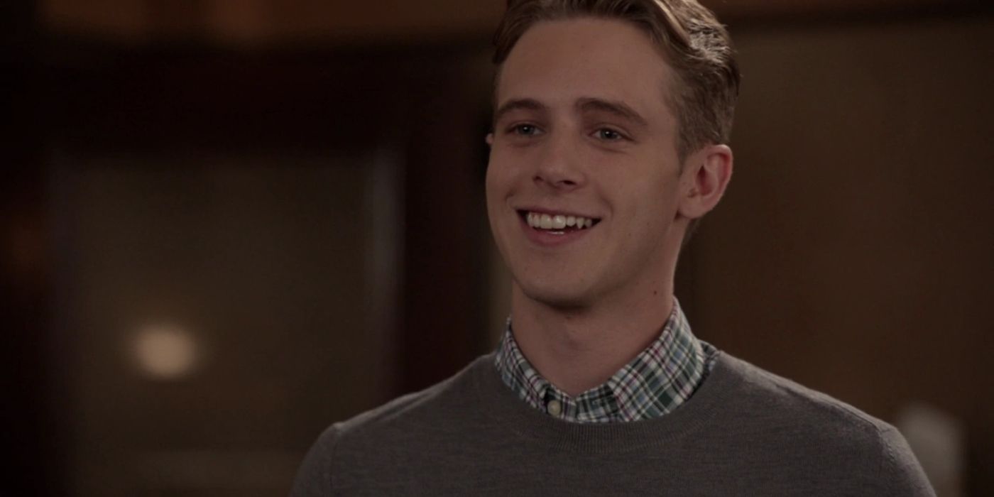 Luke smiling in The Good Witch