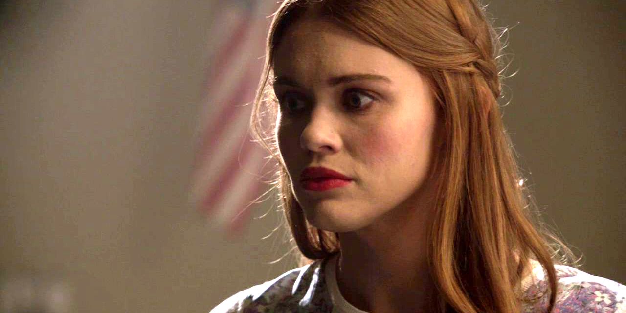 Lydia Martin looking off in Teen Wolf.