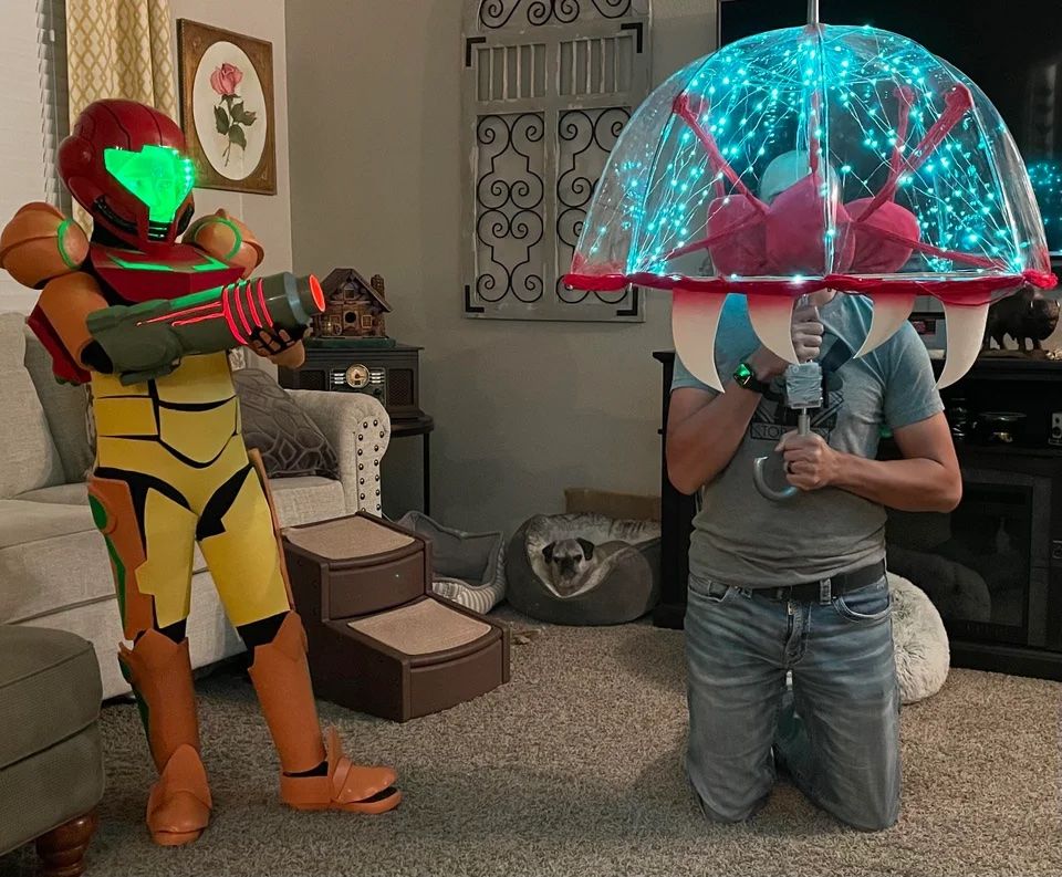 Metroid Samus Halloween Costume Includes Brilliant Metroid Larva