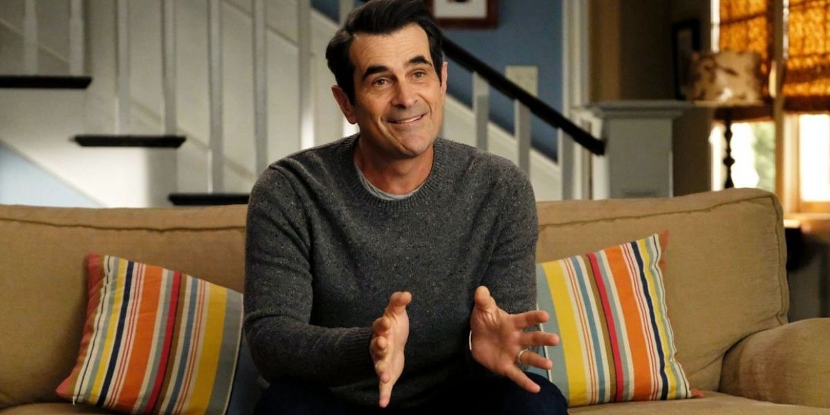 10 Funniest Running Gags On Modern Family