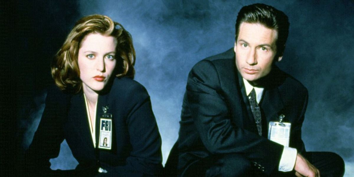 Mulder and Scully from The X Files looking at the camera
