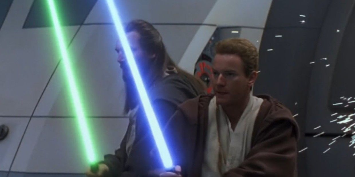 Obi-Wan and Qui-Gon fight droid with lightsabers in Star Wars: The Phantom Menace