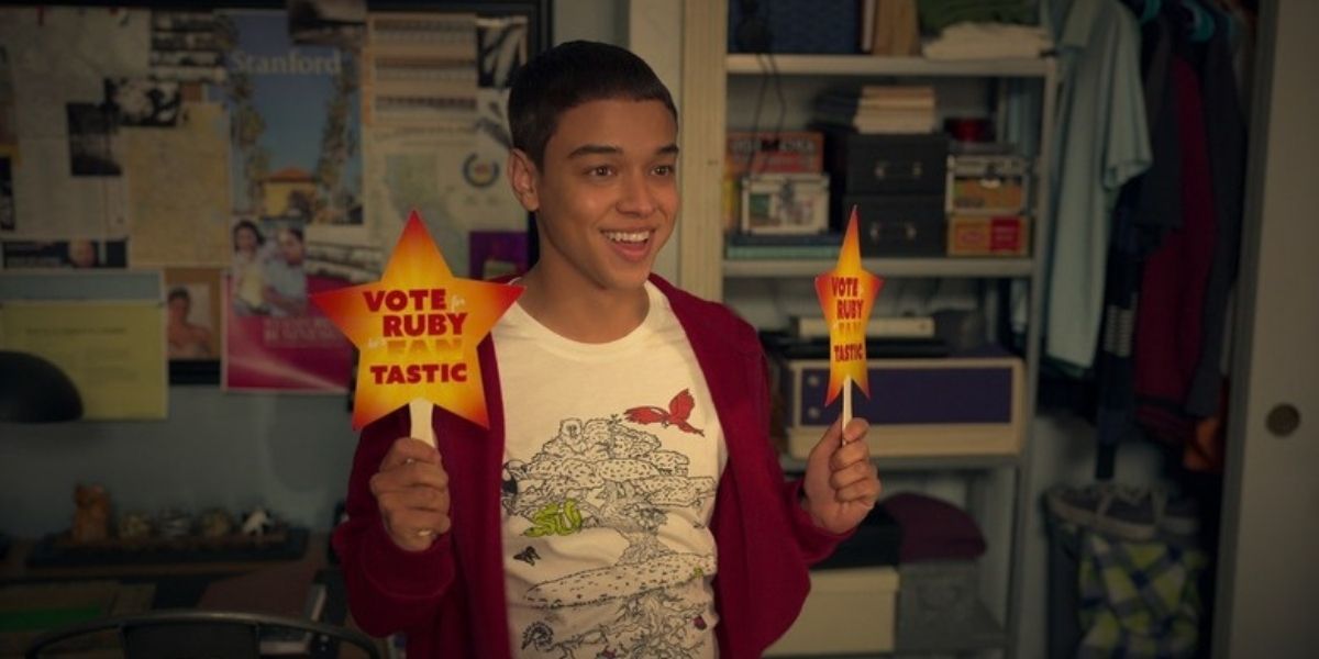 Ruby holding his campaign star posters in On My Block
