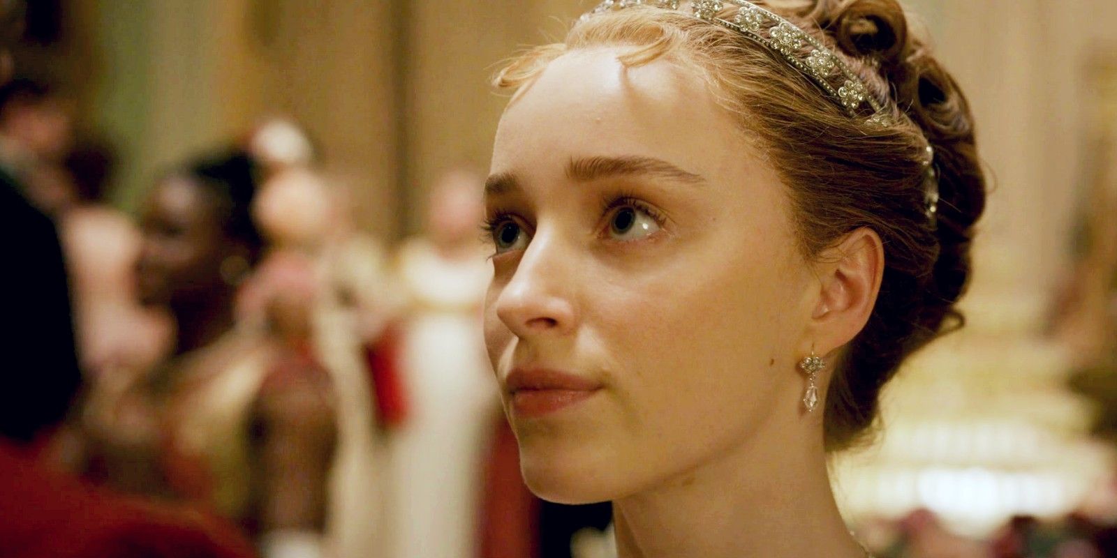 Phoebe Dynevor Didn't Think Anyone Would Care About Bridgerton At First