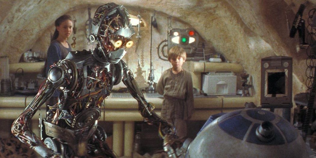 R2-D2 and C-3PO in Anakin's house in The Phantom Menace