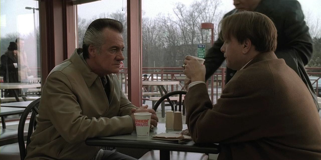 Tony mediates the dispute between Ralph and Paulie in The Sopranos
