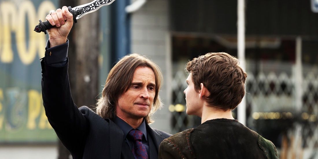 Rumplestiltskin kills himself and kills Pan to save everyone in Once Upon A Time season 3 Cropped