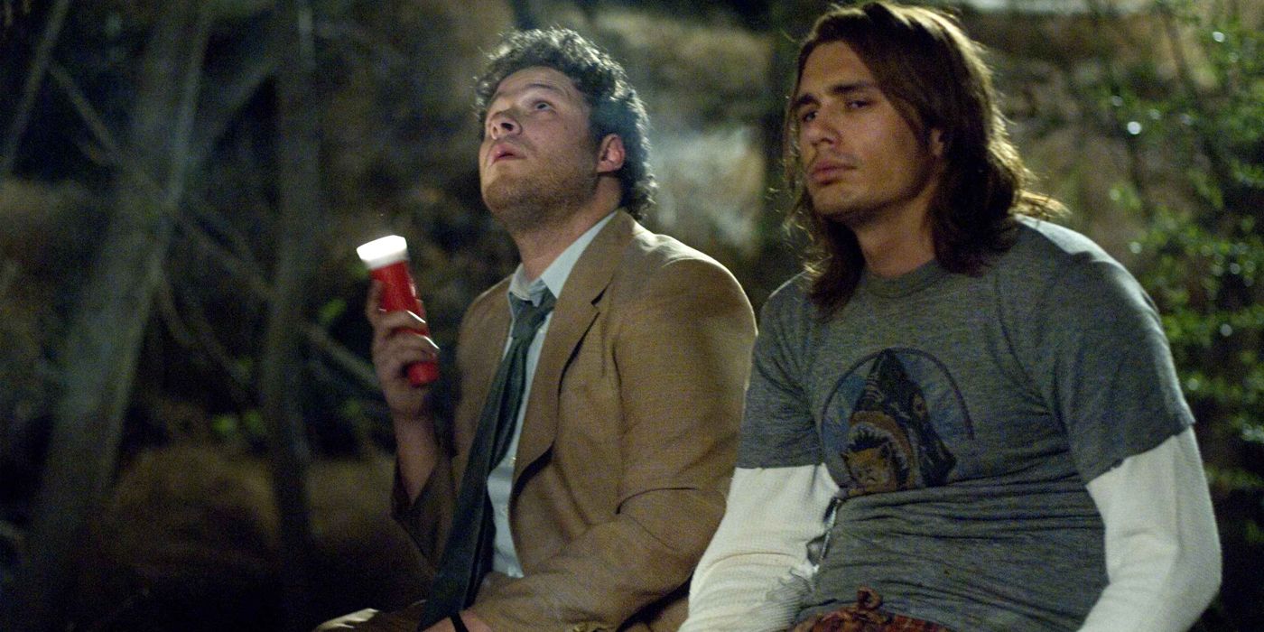 Seth Rogen and James Franco sitting outside in Pineapple Express.