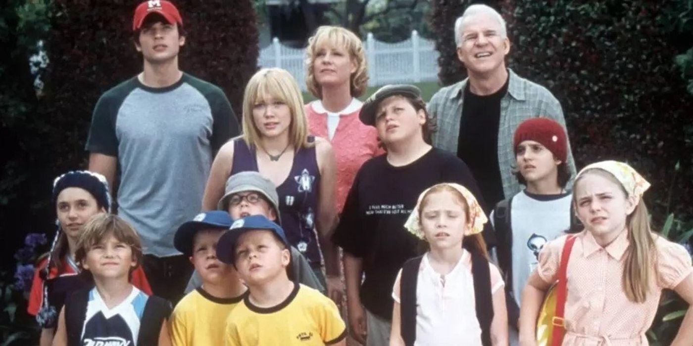 Steve Martin with his Cheaper By the Dozen family posing for a photo.