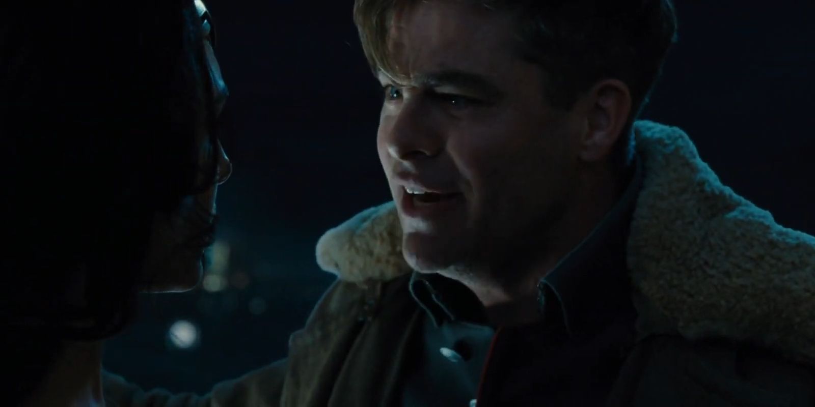 Steve Trevor speaking with Wonder Woman in a tower in Wonder Woman 2017