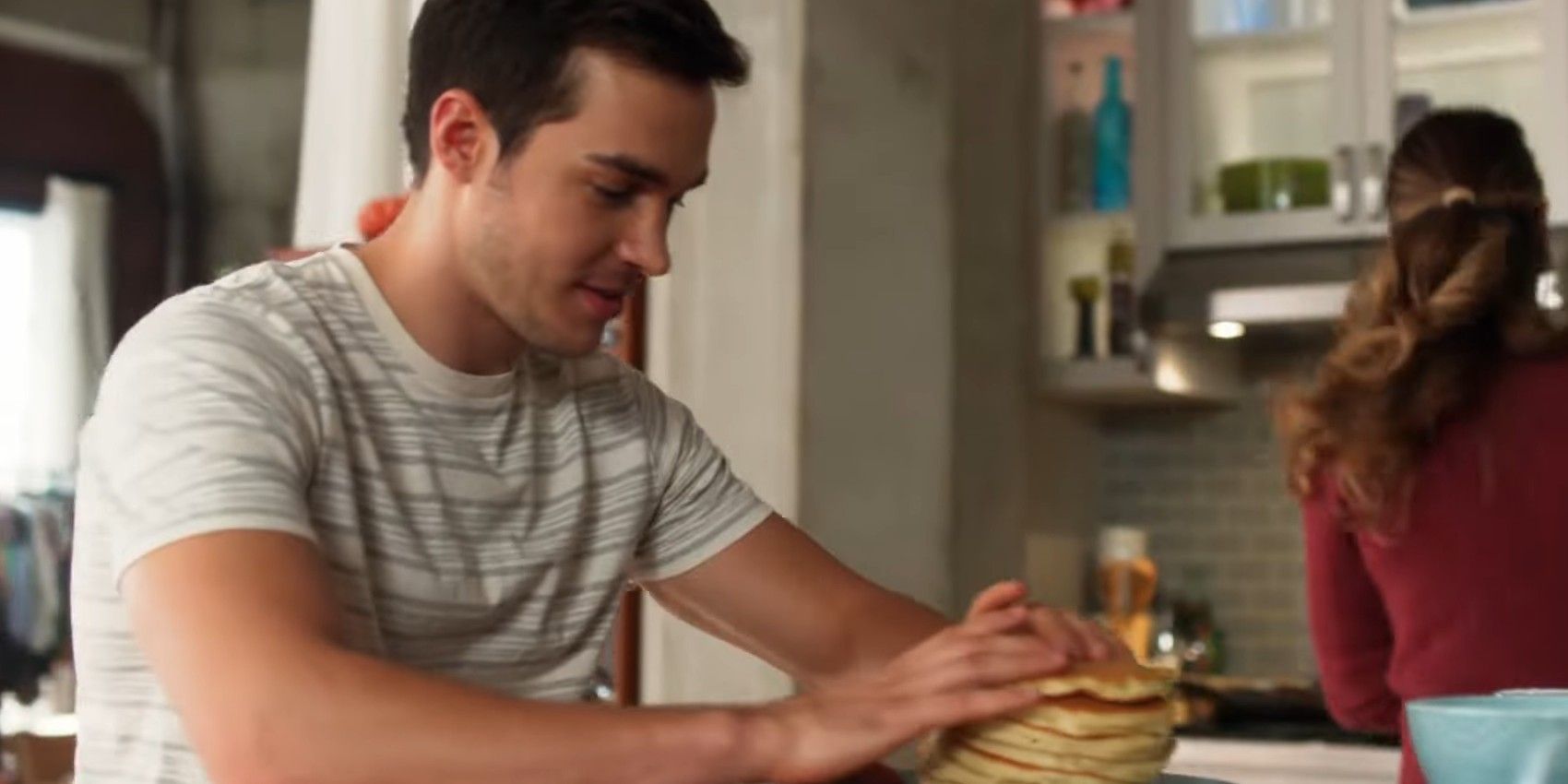 Supergirl Mon El Chris Wood 10 pancakes stunt