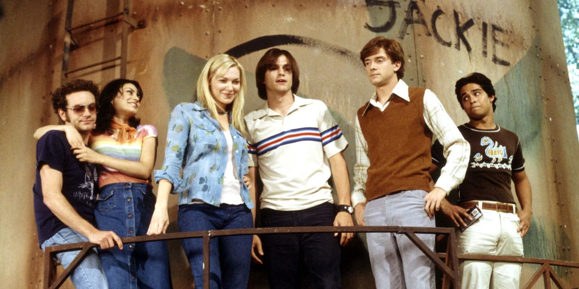 Thankfully, That ’70s Show Characters Are Hardly In That ’90s Show
