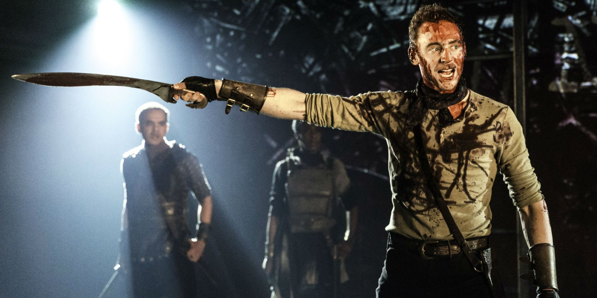 Tom Hiddleston performing Coriolanus on stage