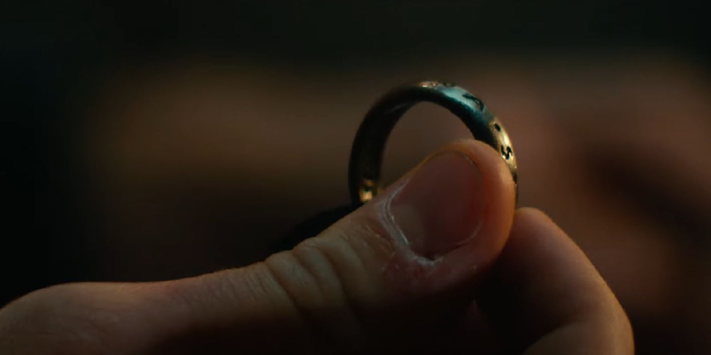 Uncharted Movie Sic Parvis Magna Ring