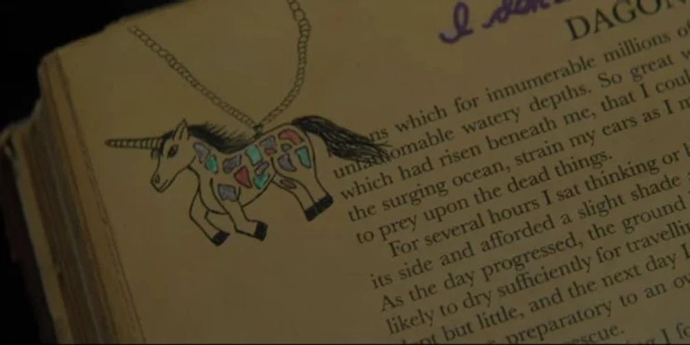 Unicorn Girl's hidden notes in Nightbooks