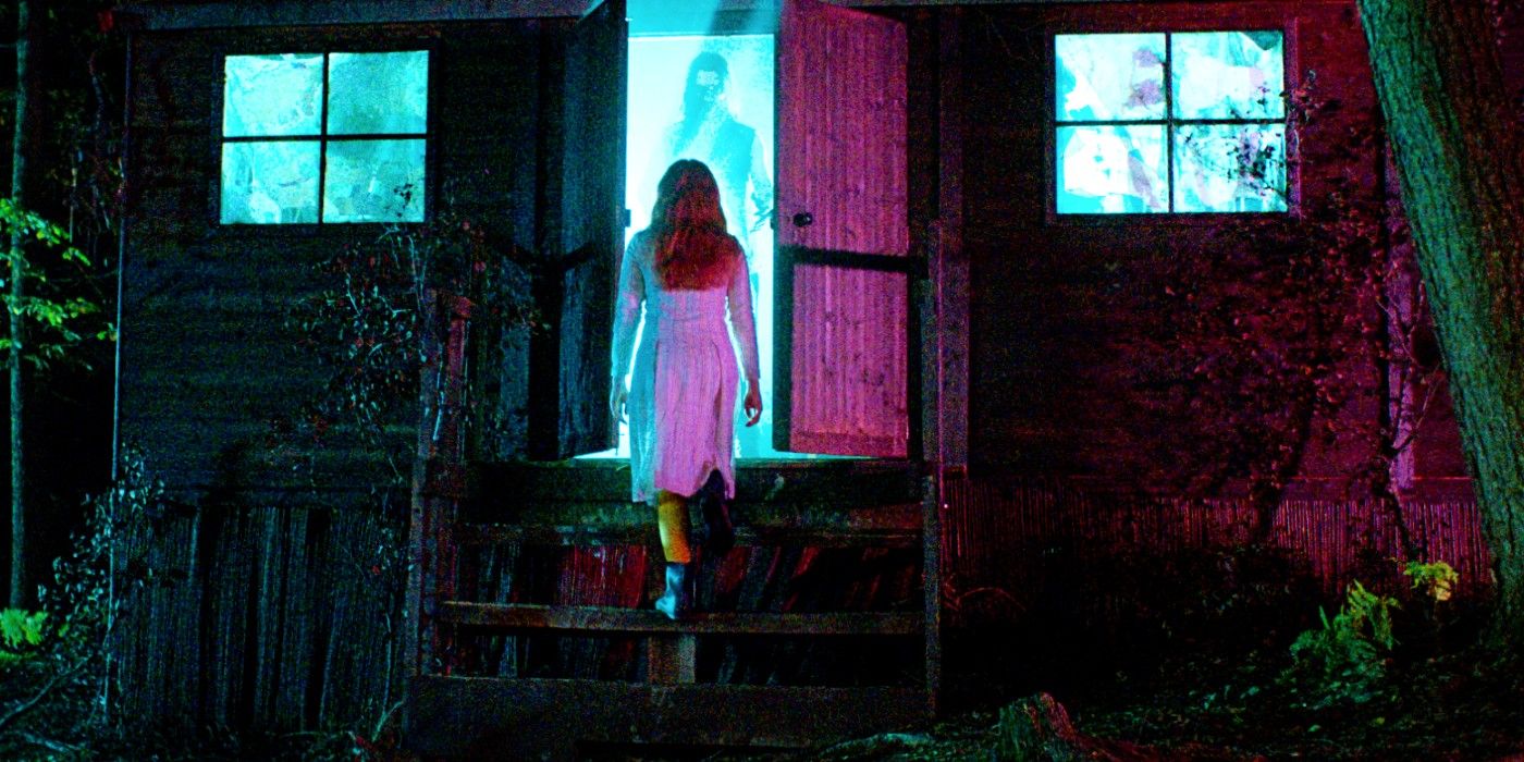 A young woman walks into an eerie house in the 2021 movie Censor