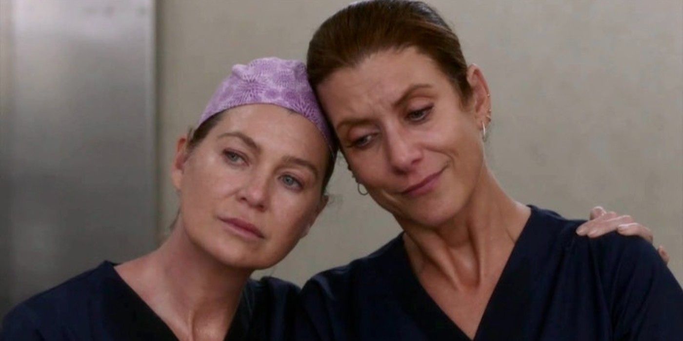 Addison and Meredith leaning on each other in Grey's Anatomy