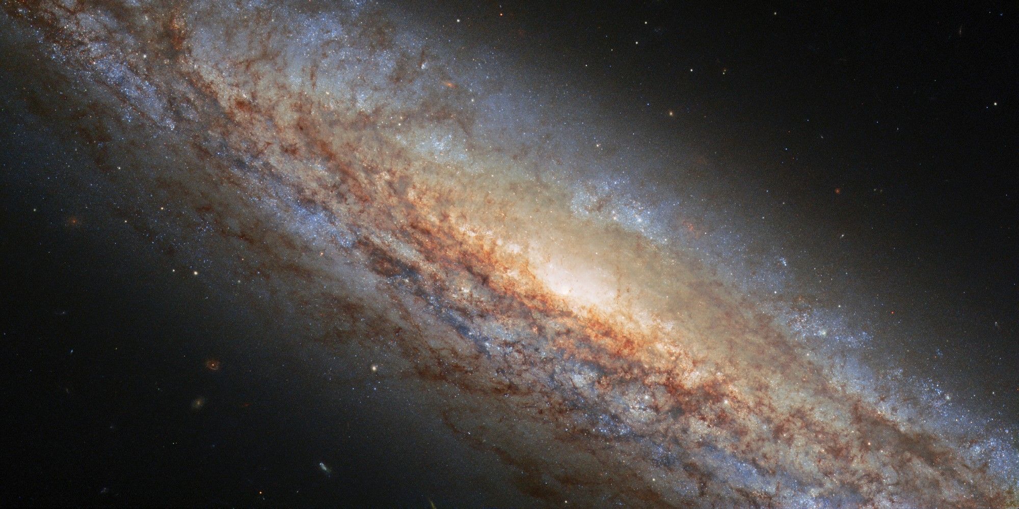 Hubble Captures Intense Galaxy That Is Basically A Star Factory
