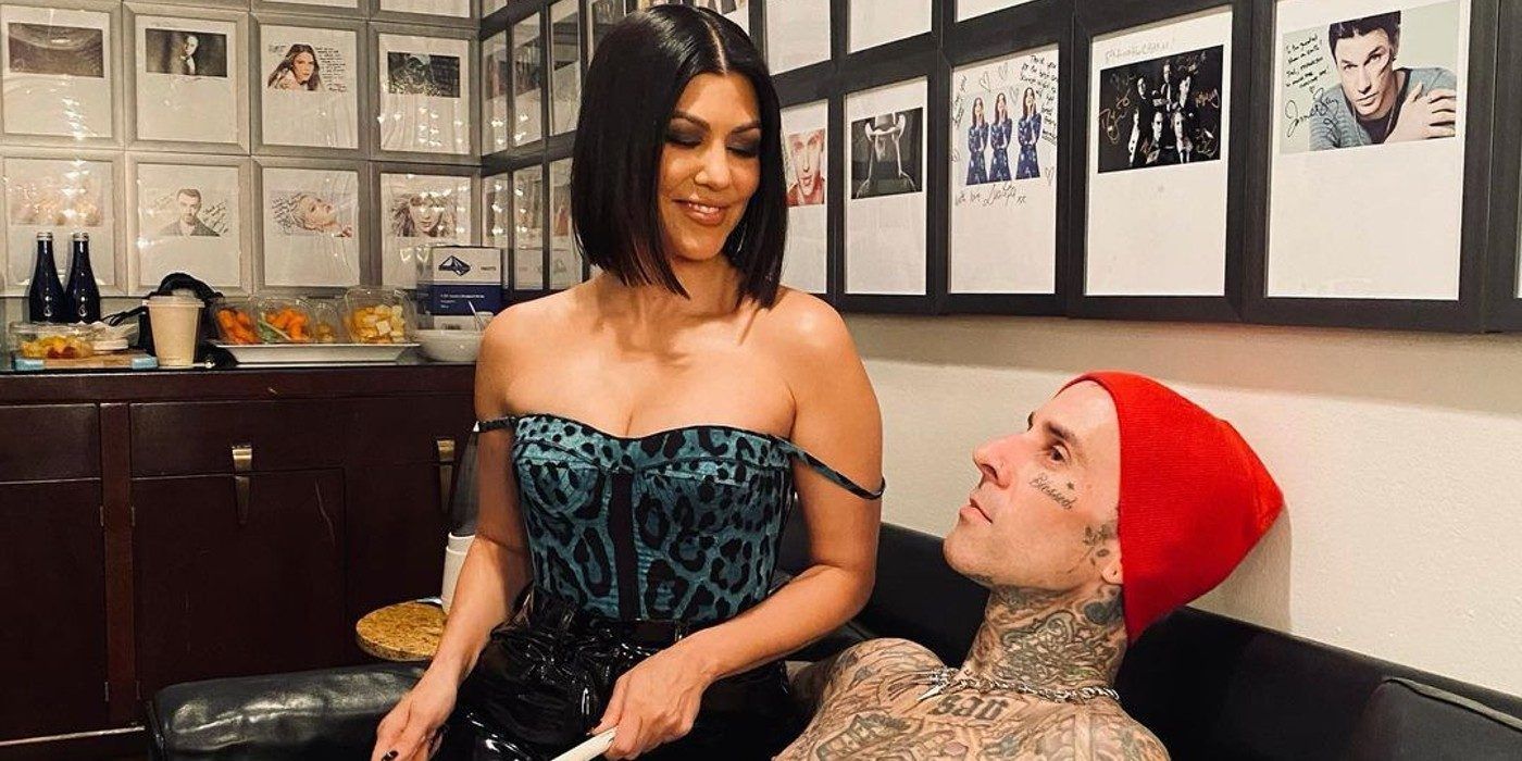 Kourtney Kardashian e Travis Barker no Saturday Night Live