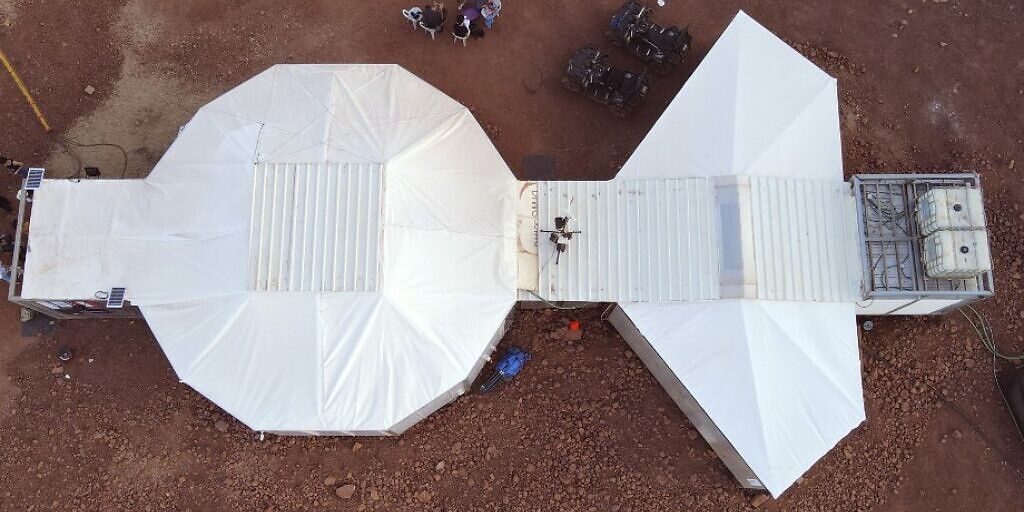 Living habitat for Mars simulation in Israel