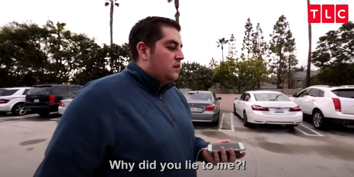 Jorge arguing with Anfisa over the phone on TLC's 90 Day Fiance.