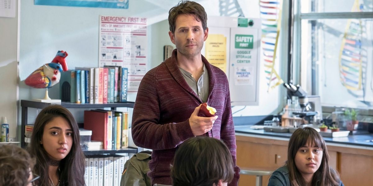 10 Best TV Shows Like HBO Max’s Head Of The Class Reboot