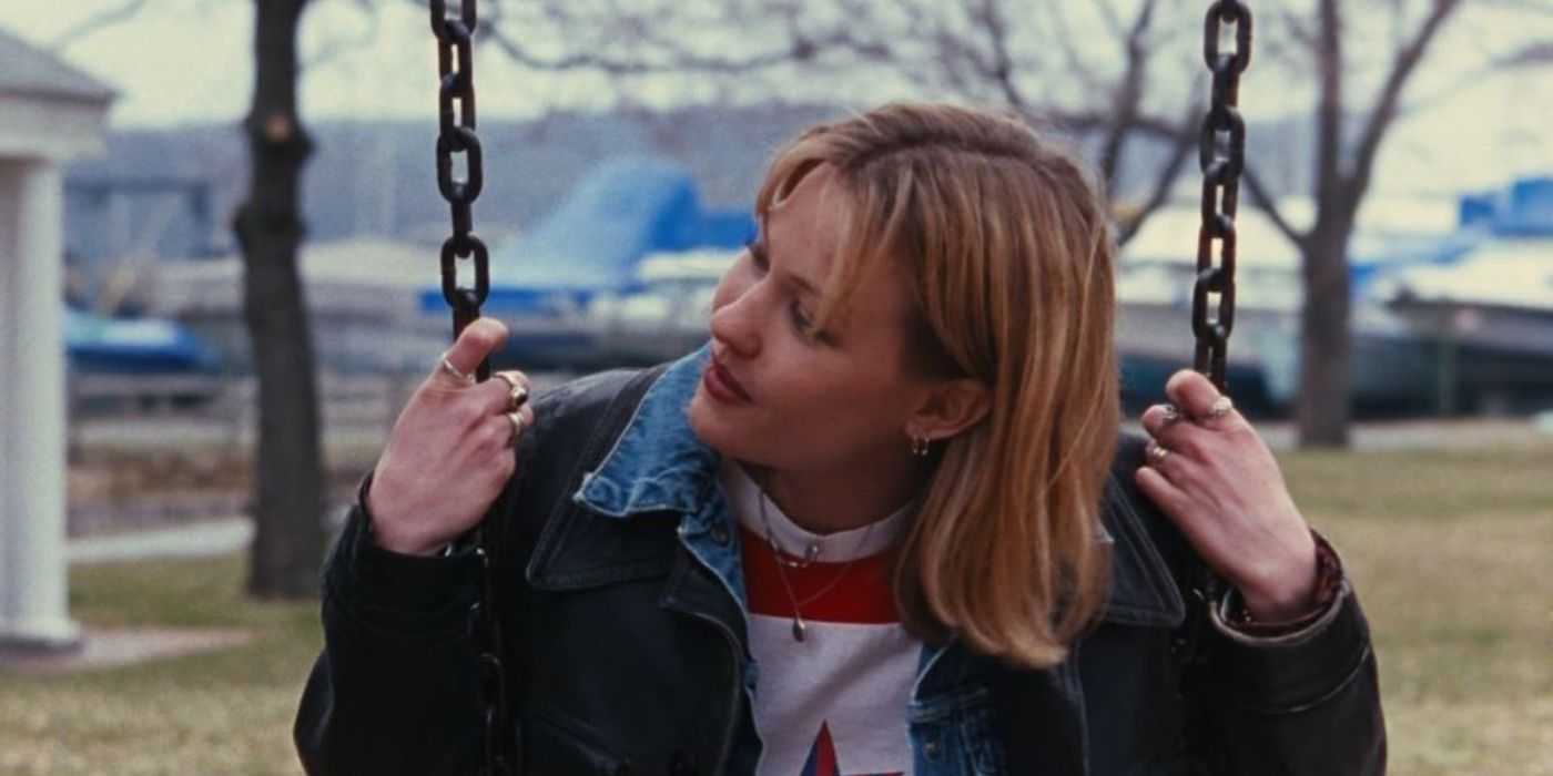 Alyssa Jones on a swing in Chasing Amy.