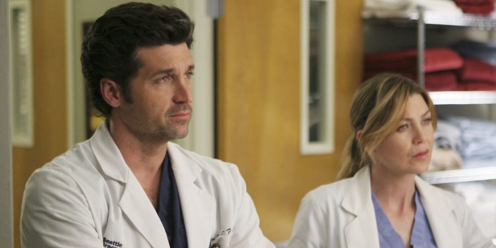 An image of Derek and Meredith standing together in Grey&rsquo;s Anatomy