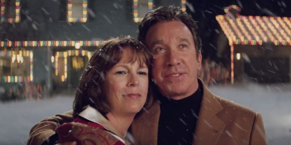 Jamie Lee Curtis and Tim Allen are under a falling snow at Christmas with the Kranks