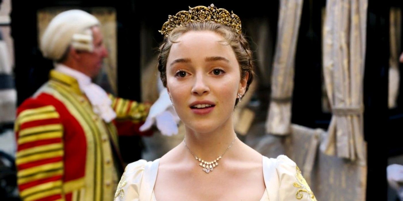 Daphne wearing a tiara in Netflix's Bridgerton