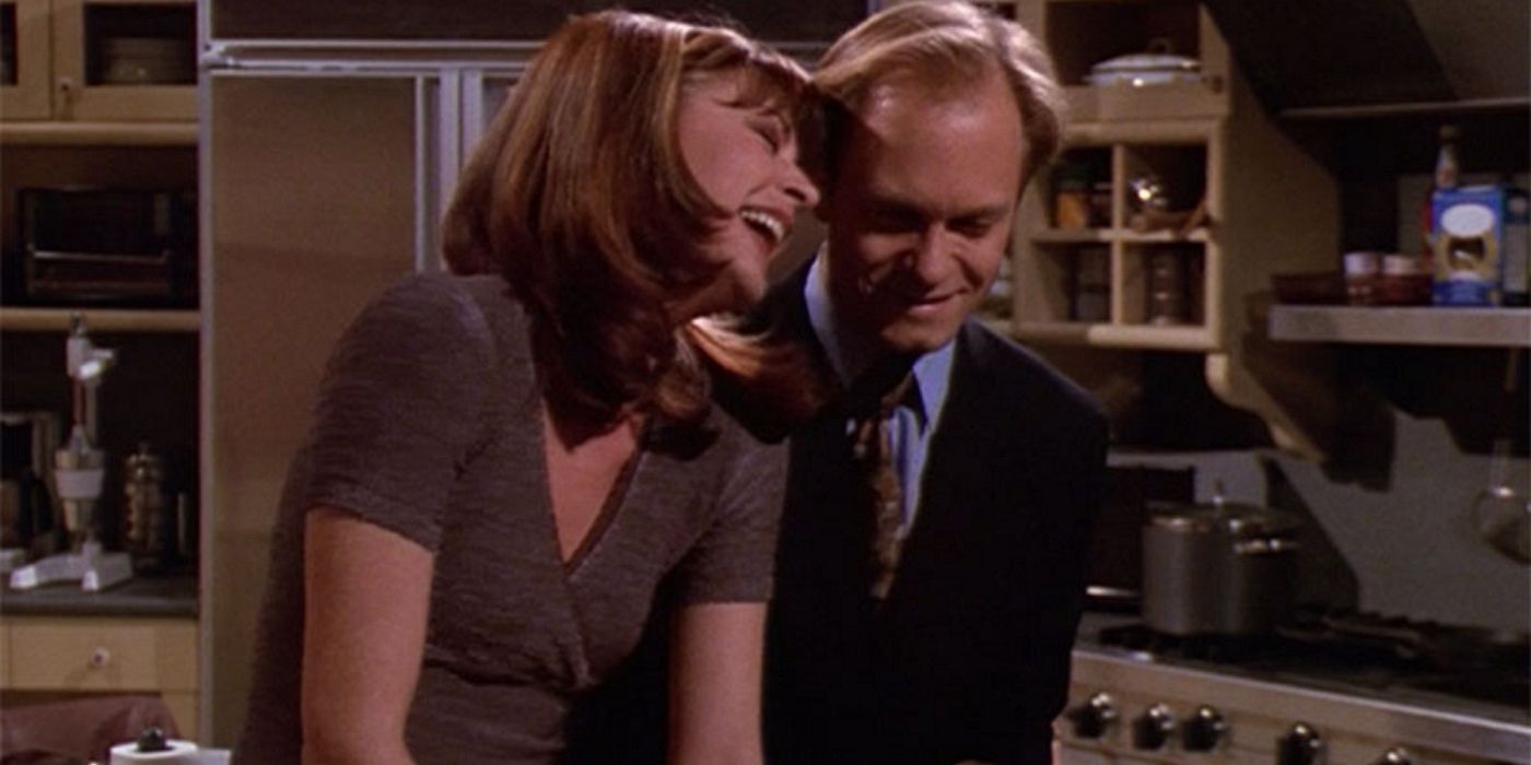 Daphne and Niles laughing together in Frasier
