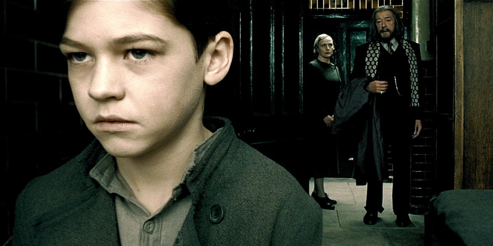 Dumbledore visits Tom Riddle at his orphanage in Harry Potter 