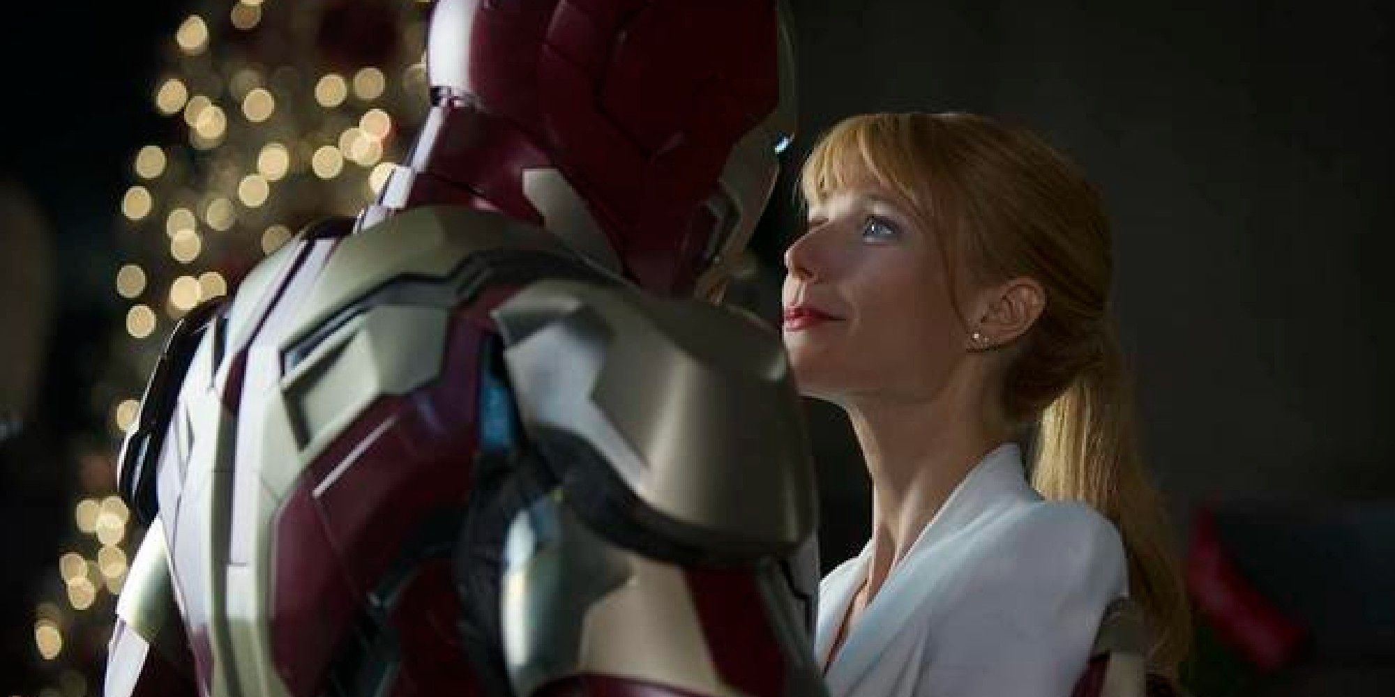 Pepper and Iron Man hold each other in Iron Man 3