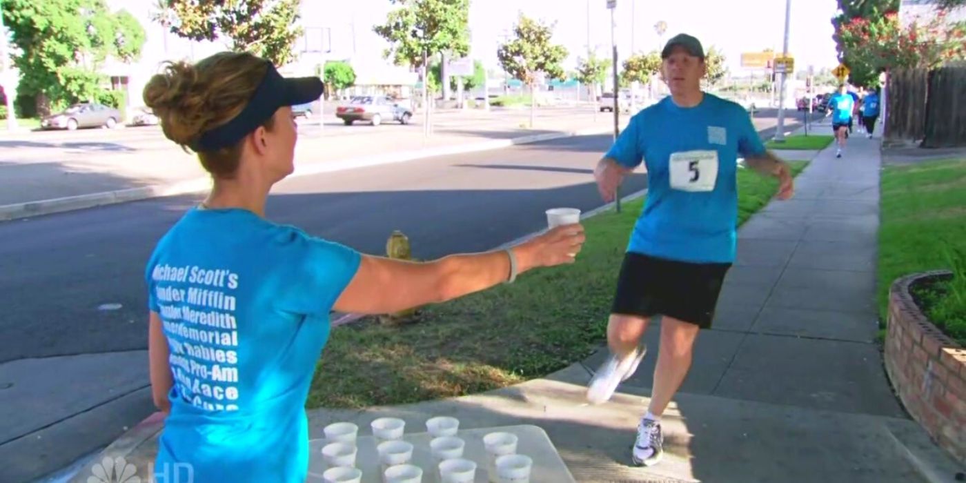 Jan gives Toby water during Fun Run on The Office