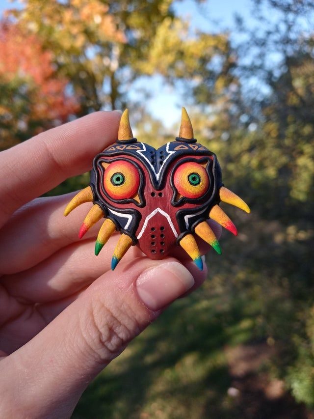 Legend of Zelda Fan Crafts Beautifully Detailed Majora's Mask With Clay