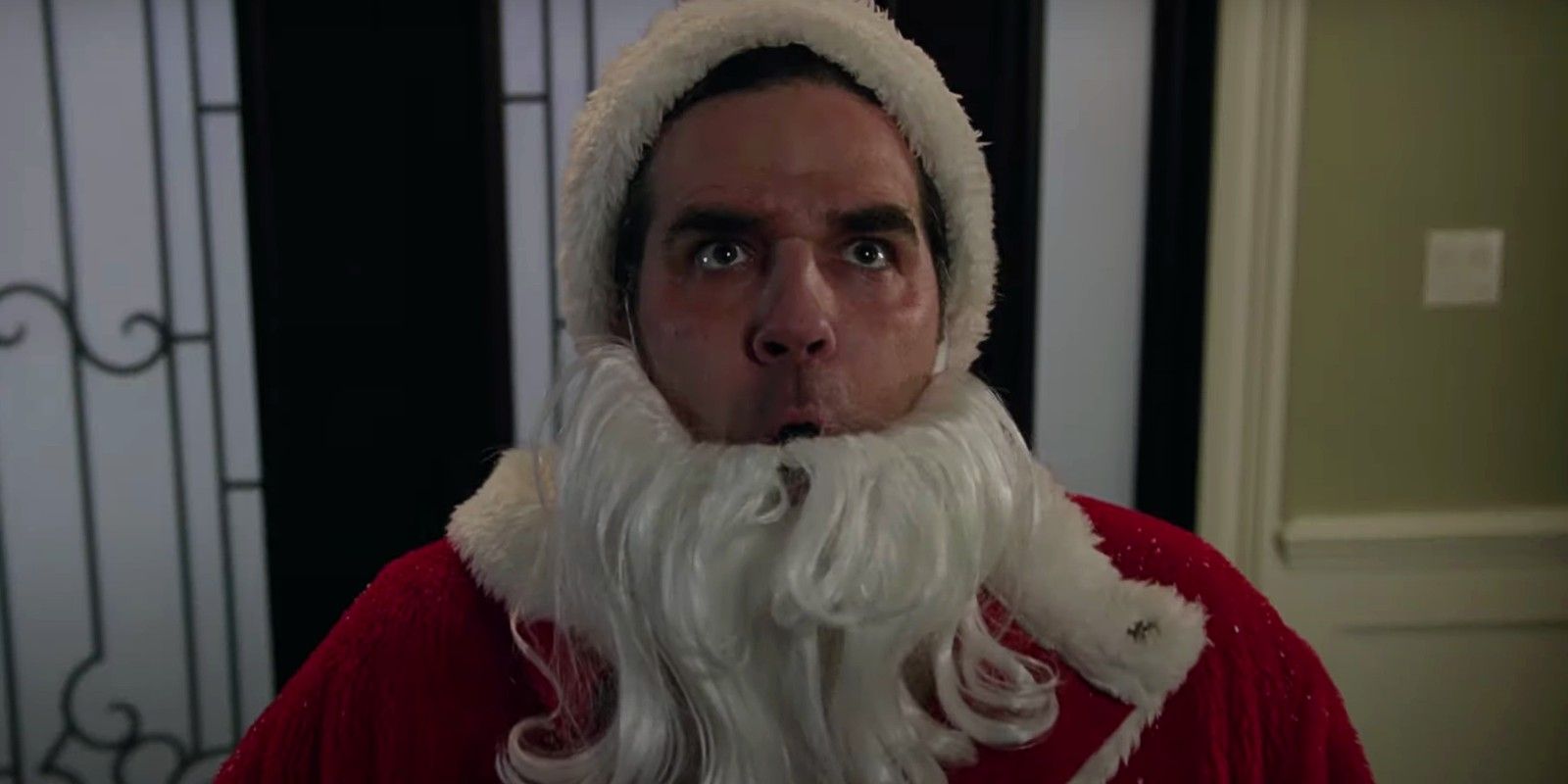 Rob Delaney as Jeff in Home Sweet Home Alone