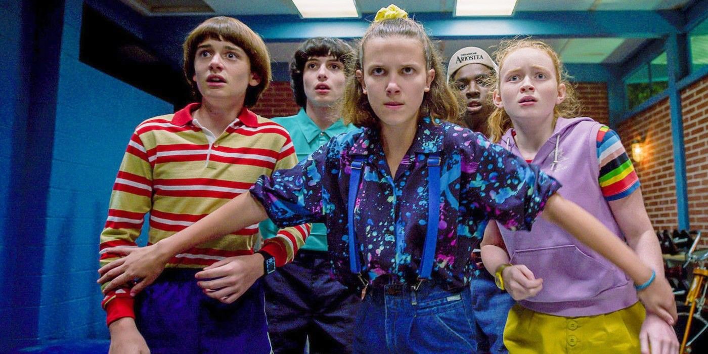 Eleven protects her frinds in a mall in Stranger Things.