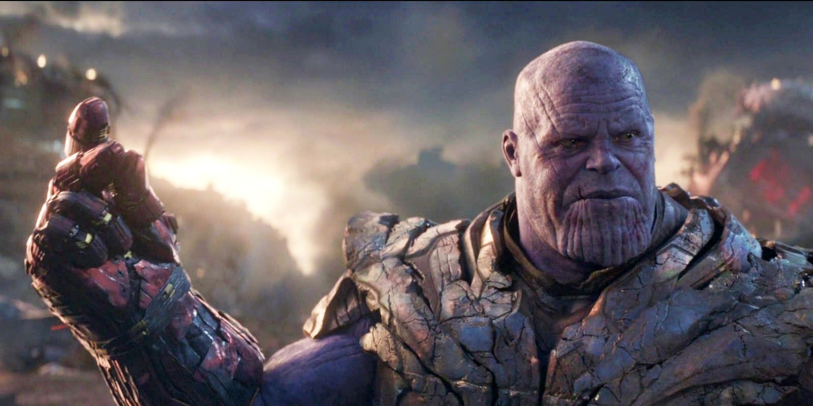 Thanos snaps his fingers in Avengers Endgame