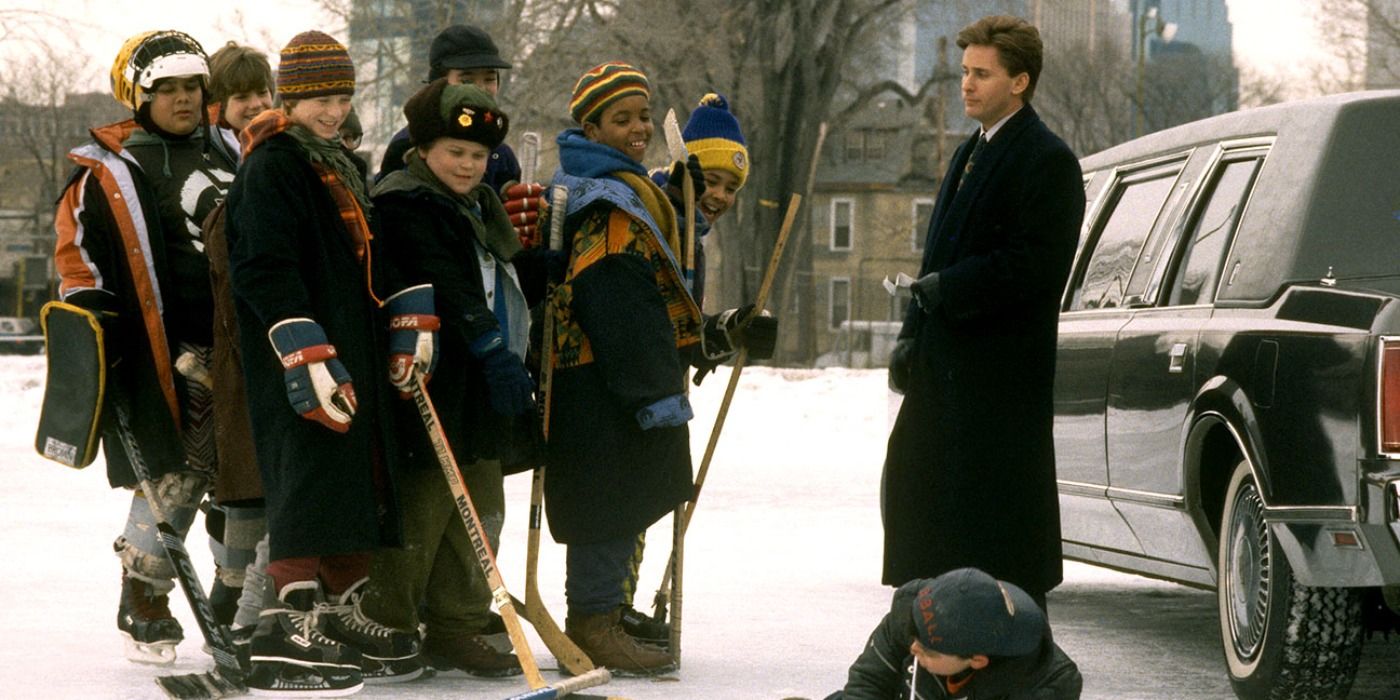 Gordon talking with his team in The Mighty Ducks