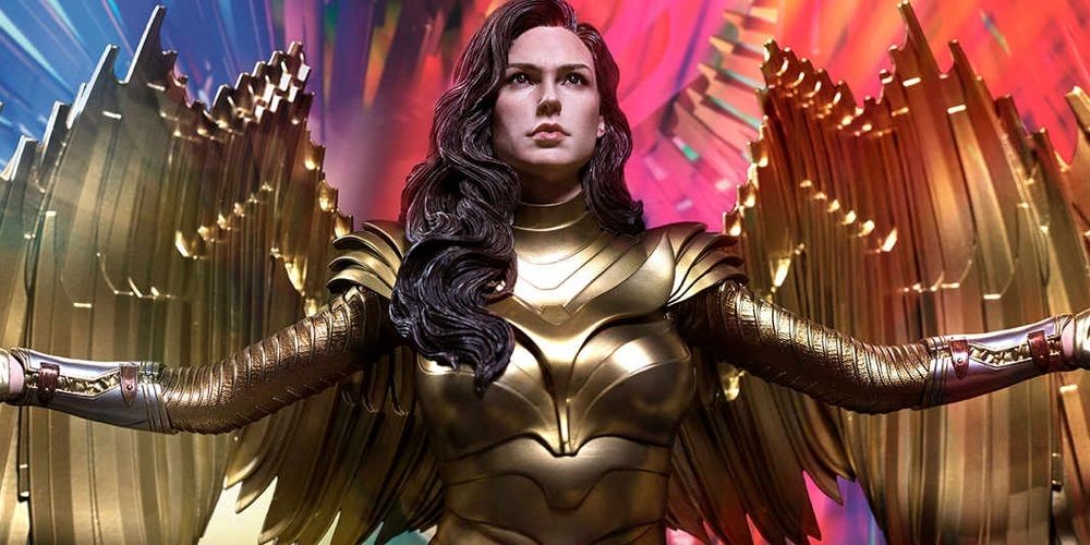A Wonder Woman statue