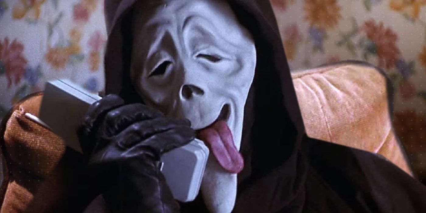 The killer making a goofy face in Scary Movie